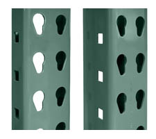 Comparison between 1x3 and 3x3 upright posts