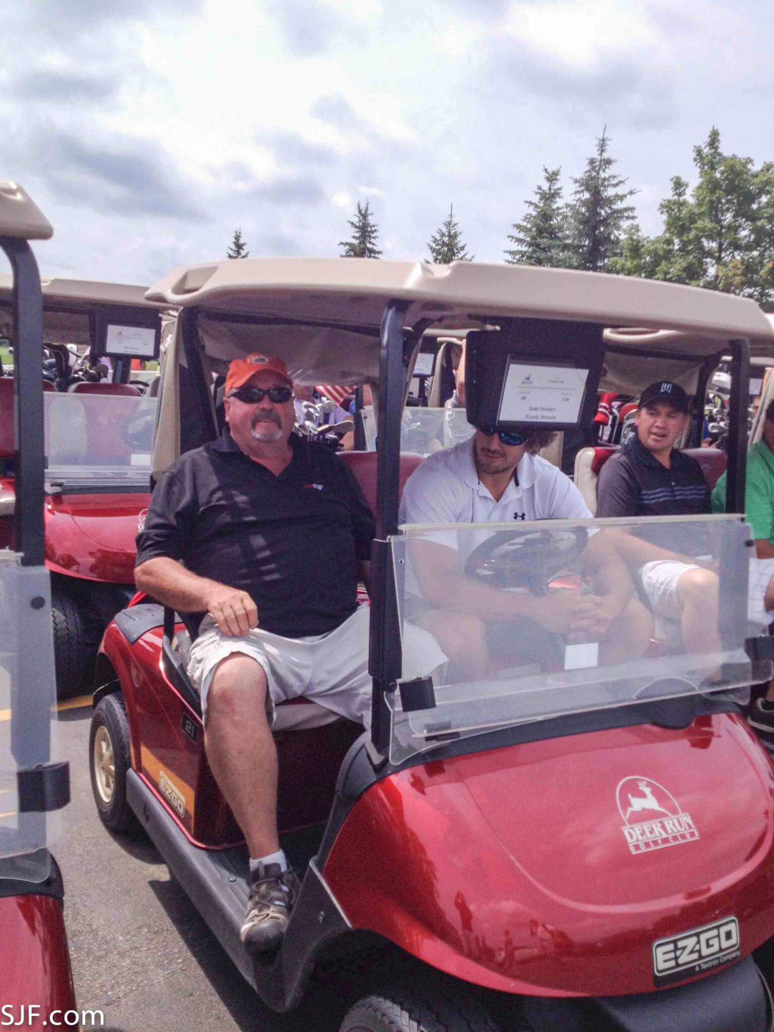Are Vance and Sam racing the other carts?